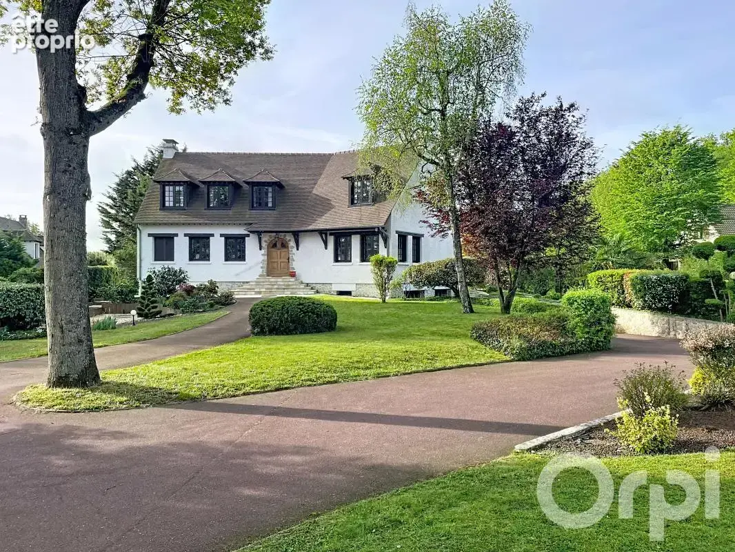 Demeure d'exception à boissy-sous-st-yon – 250 m² de luxe, parc paysagé et piscine - photo 26