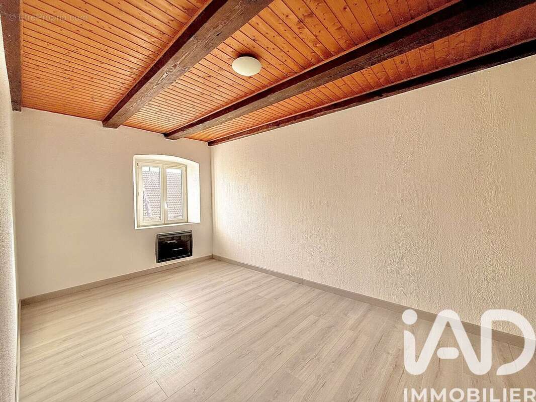 Appartement 60 m² à Sainte-Marie-Aux-Mines  - photo 4
