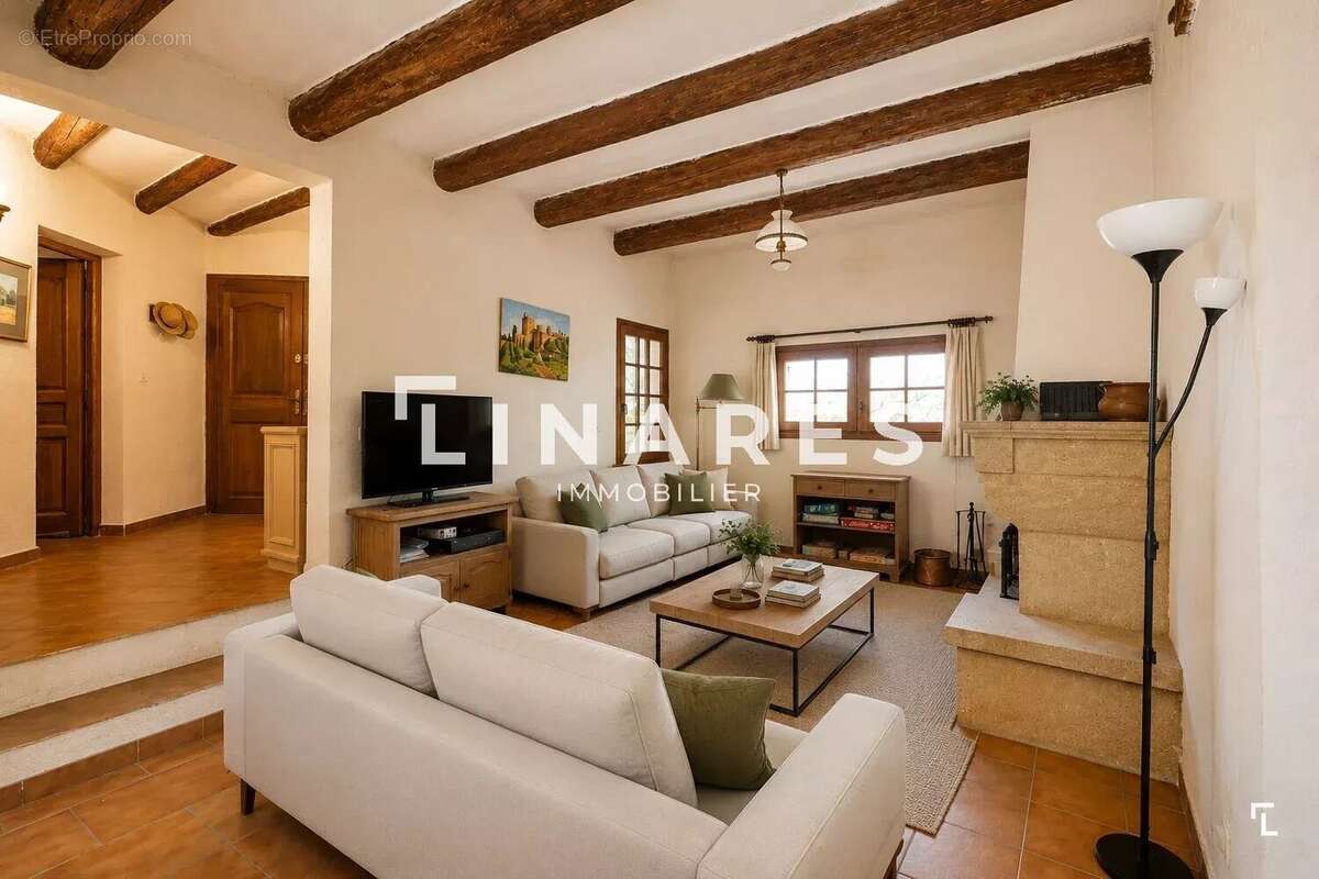 Maison à VINON-SUR-VERDON
