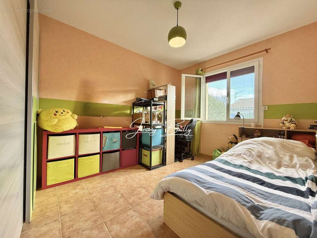 Maison à SAINT-ESTEVE