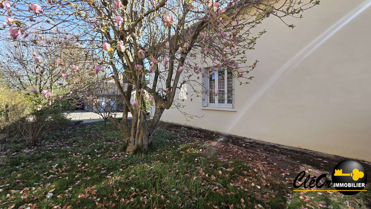 Maison à MERVANS