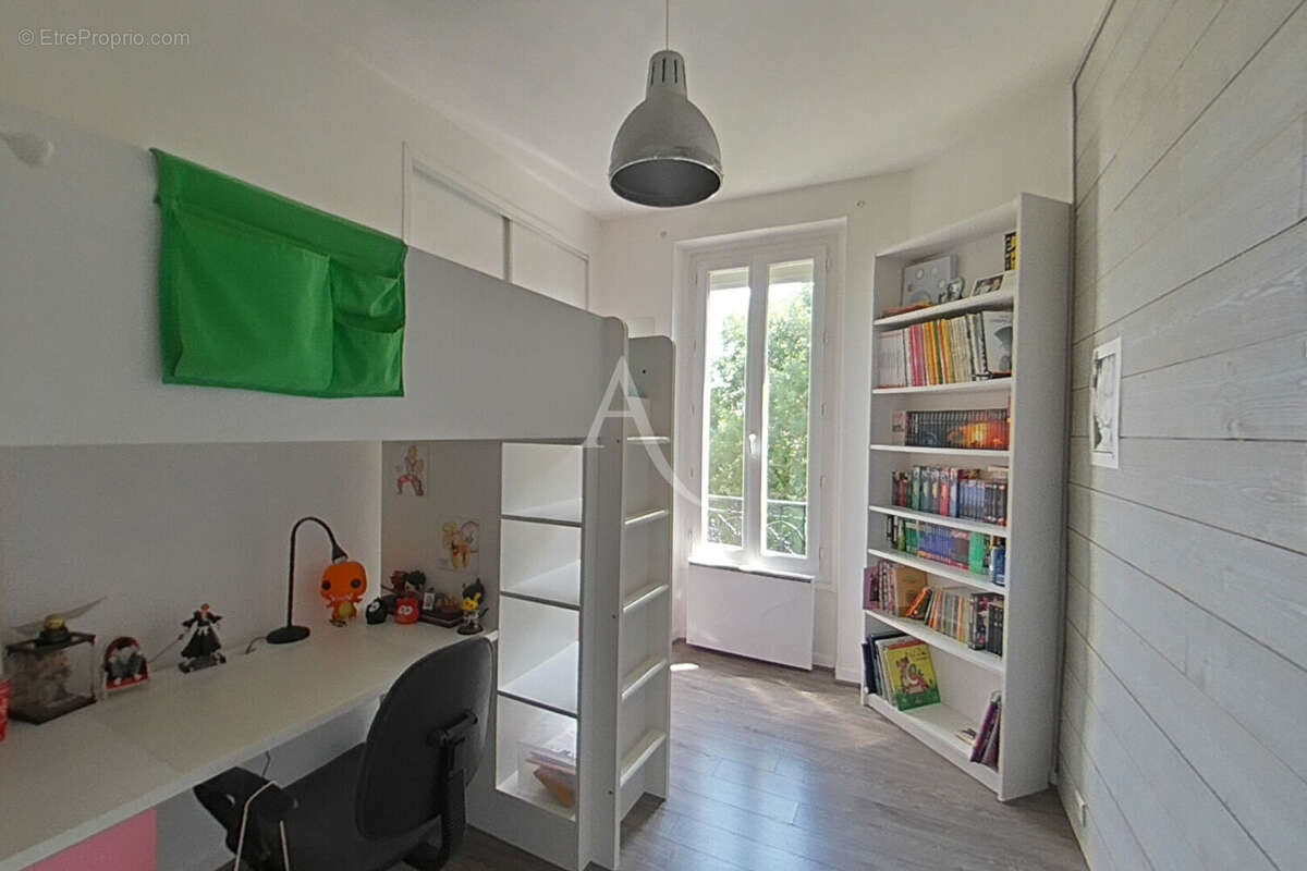 Appartement à THORIGNY-SUR-MARNE