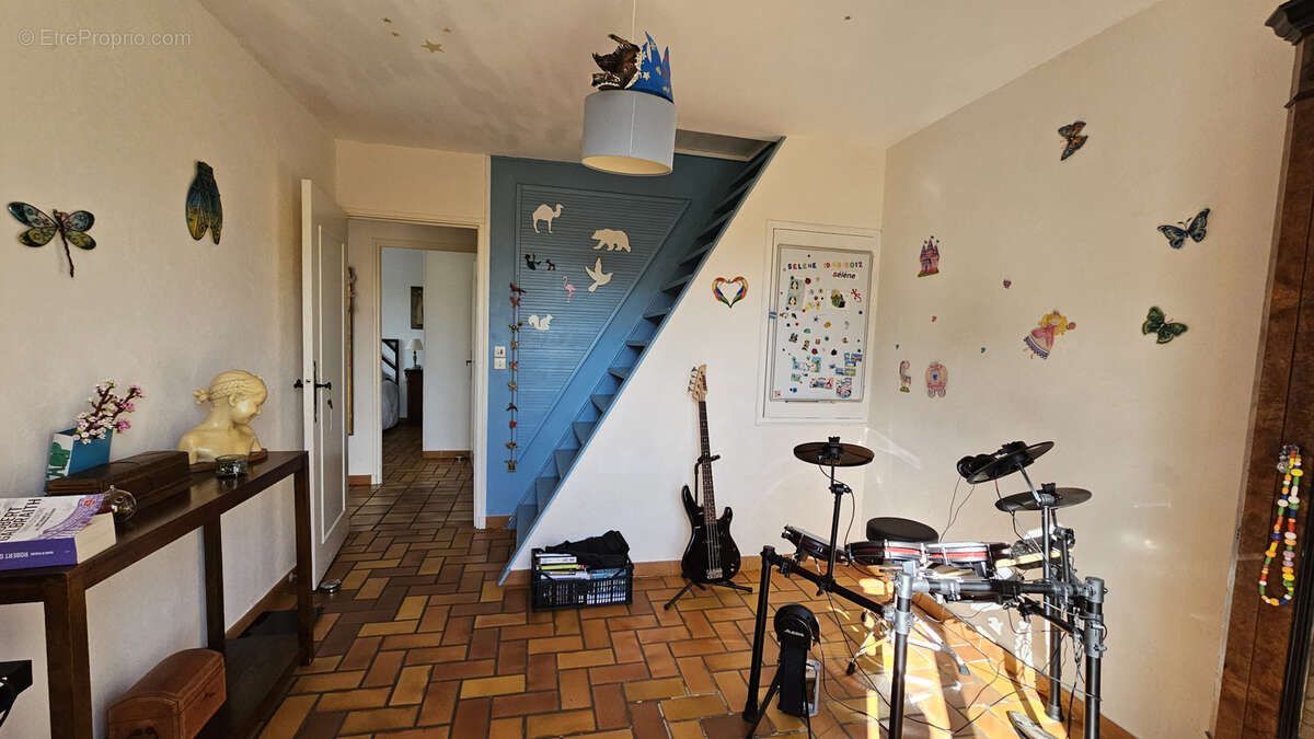 Maison à SAINT-GILLES