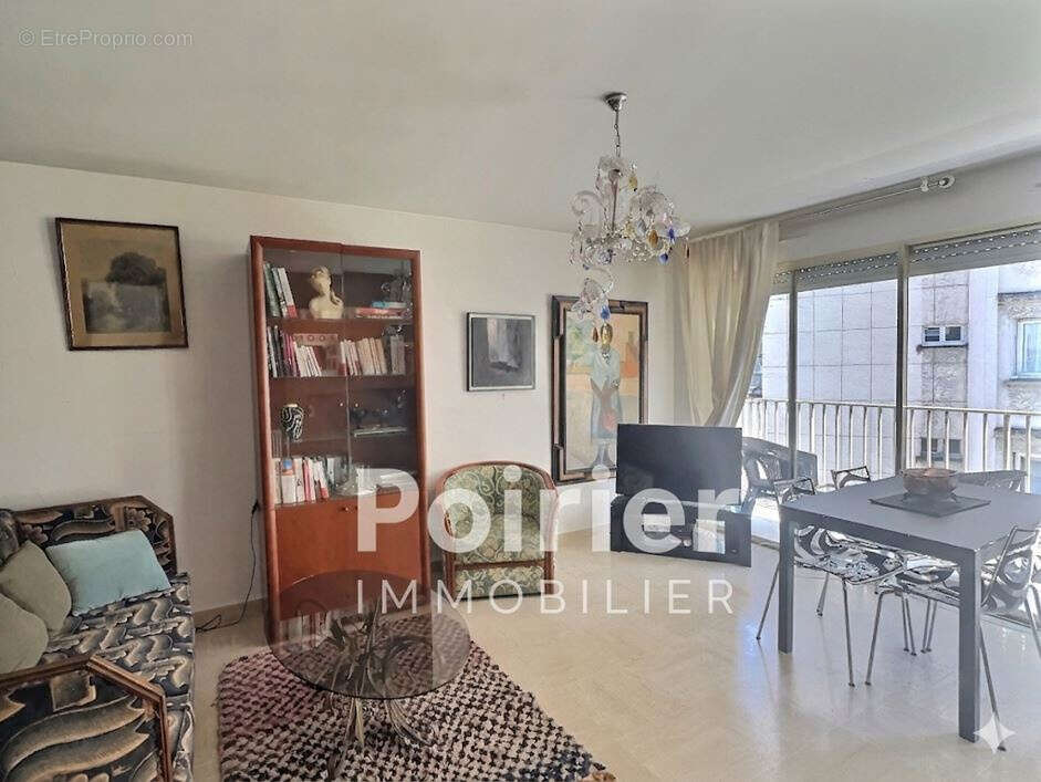 Appartement à EVIAN-LES-BAINS