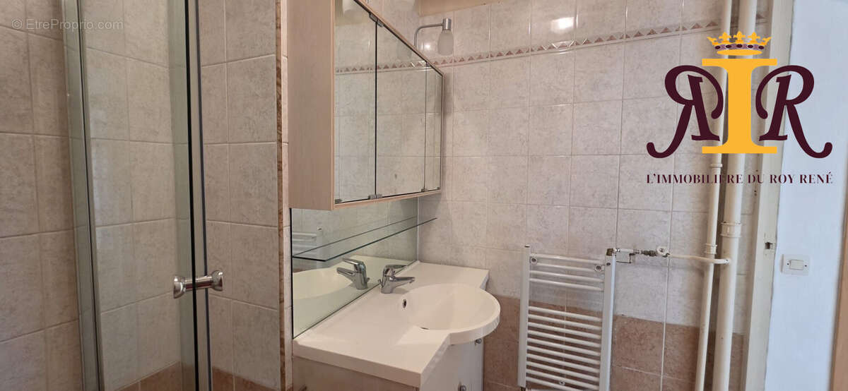 Appartement 54 m² à Marseille-7e  - photo 7