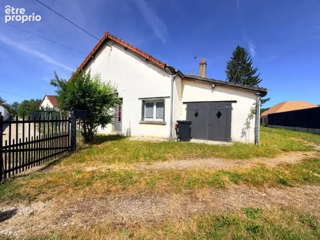 Maison 110 m² à Saint-Marcel  - photo 2