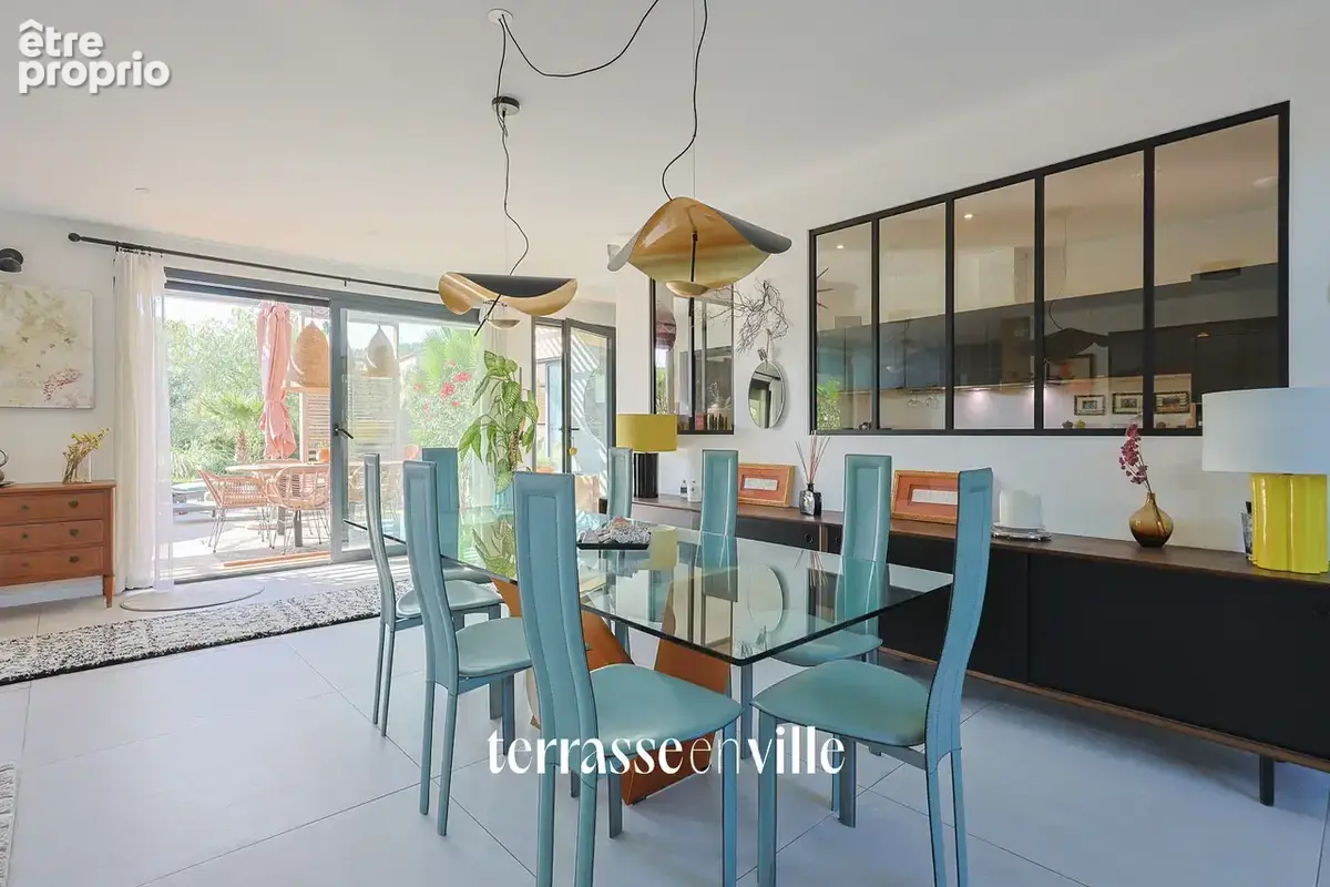 La Ciotat   Quartier résidentiel - Villa d’architecte de 200 m2   Piscine - 1 458 000€ - photo 9