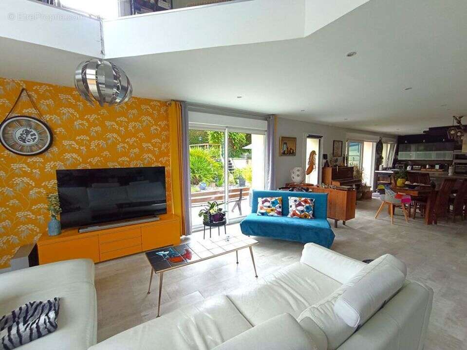 Maison à BRETTEVILLE-L&#039;ORGUEILLEUSE