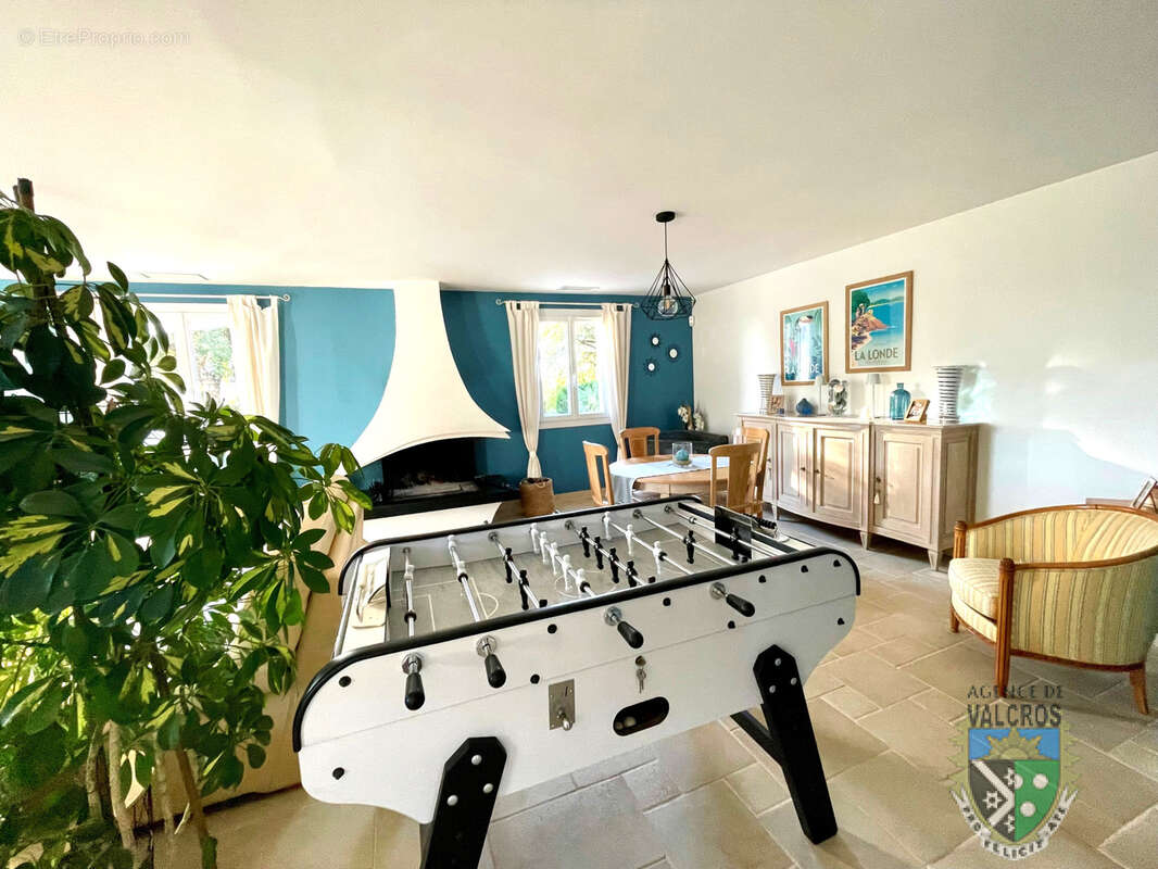 A vendre villa t 4 + t2 garage piscine vue degagee # mer et collines proche #golf de valcros - photo 3