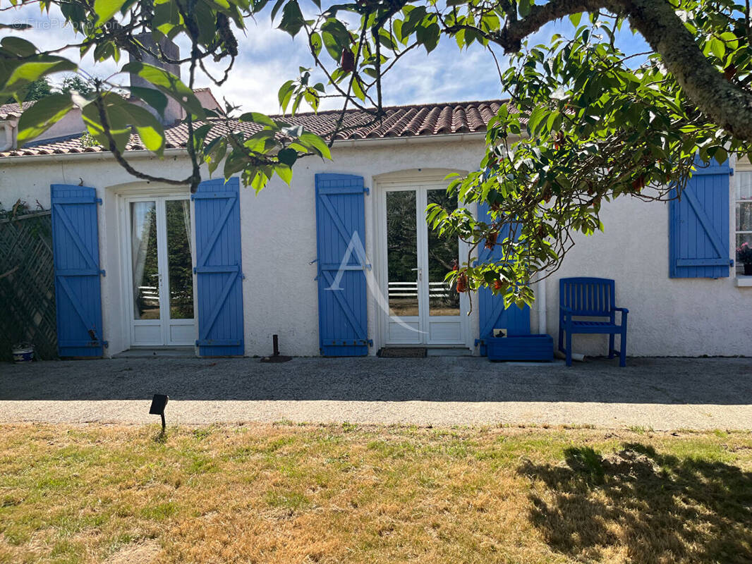 Maison à TALMONT-SAINT-HILAIRE