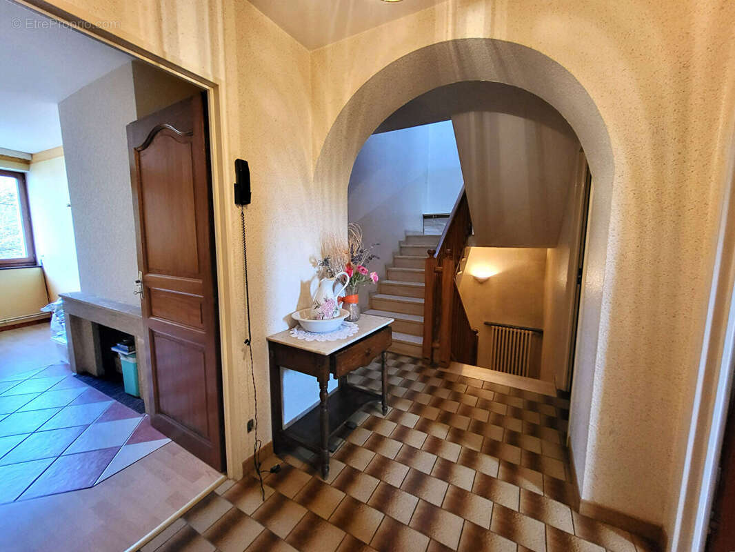 Maison à NOVEANT-SUR-MOSELLE