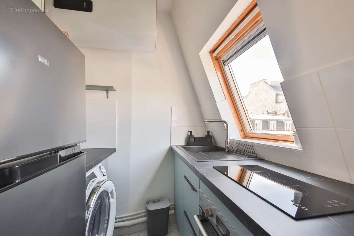 Appartement à PARIS-17E