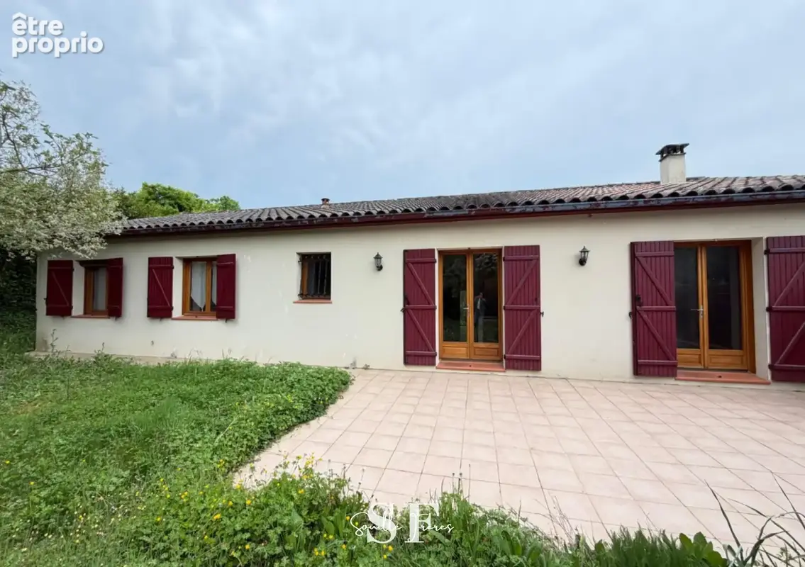 Maison à SAINTE-COLOMBE-EN-BRUILHOIS