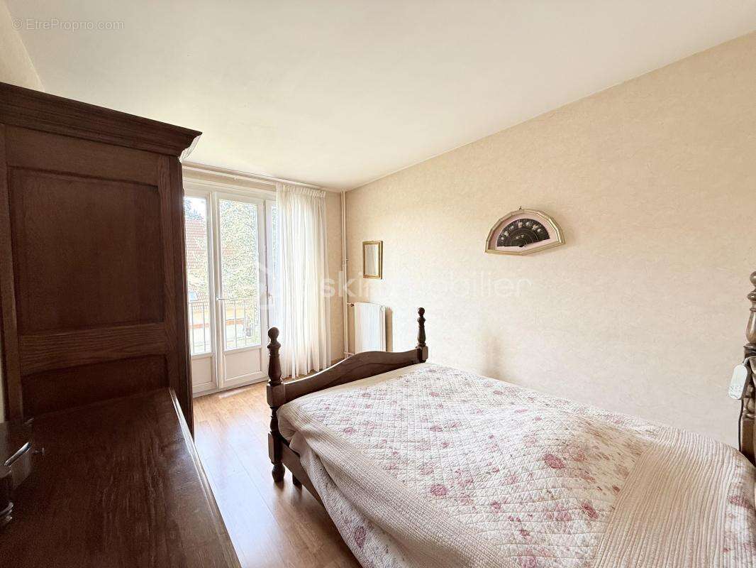 Appartement à NEUILLY-PLAISANCE