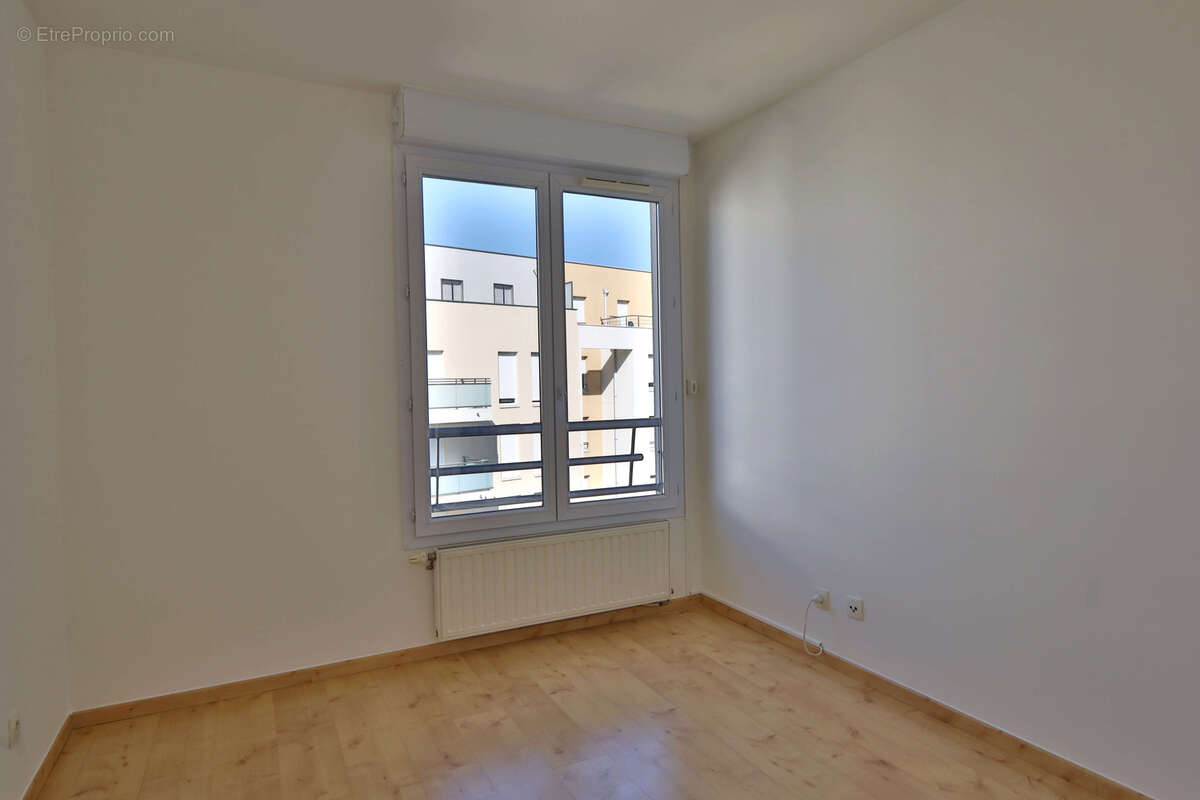 Appartement Type 3 - 62,02 m2 habitables (LOI CARREZ) - Garage - photo 7