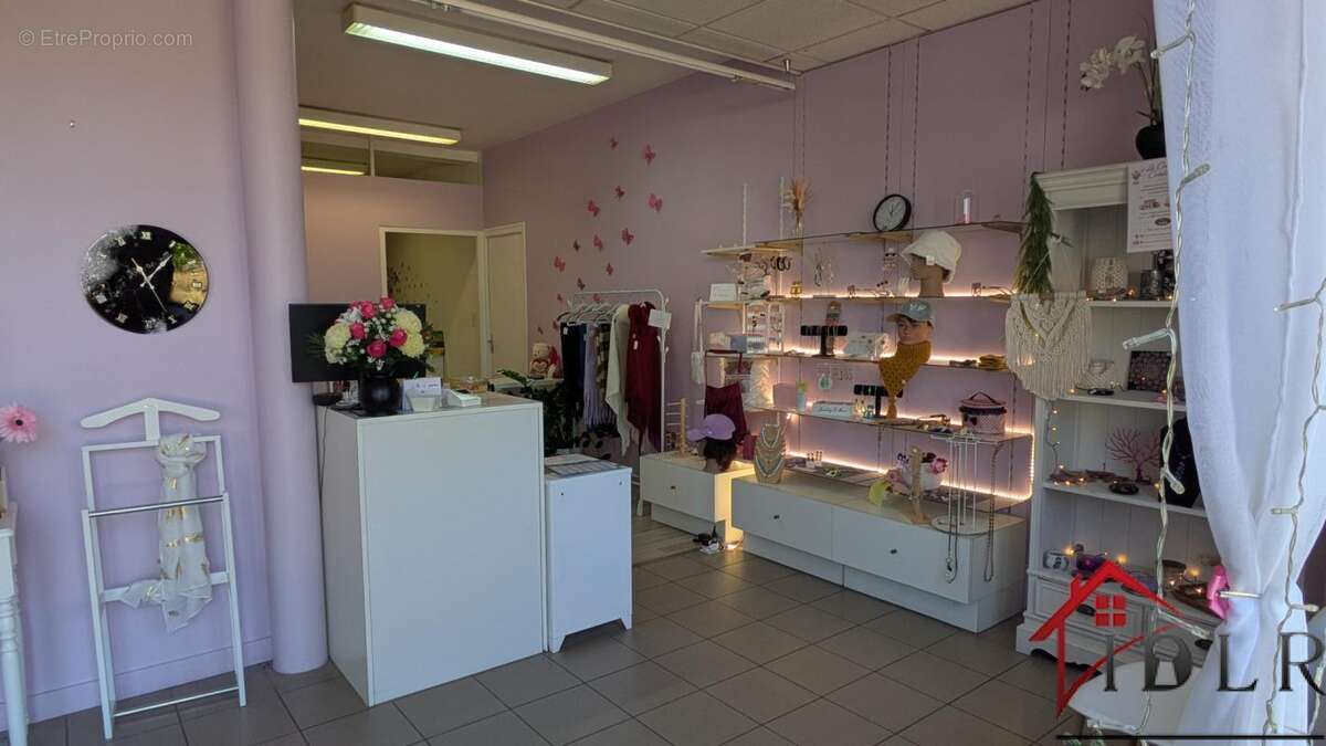 Fonds de commerce esthétique/ongles à Chaumergy - photo 9