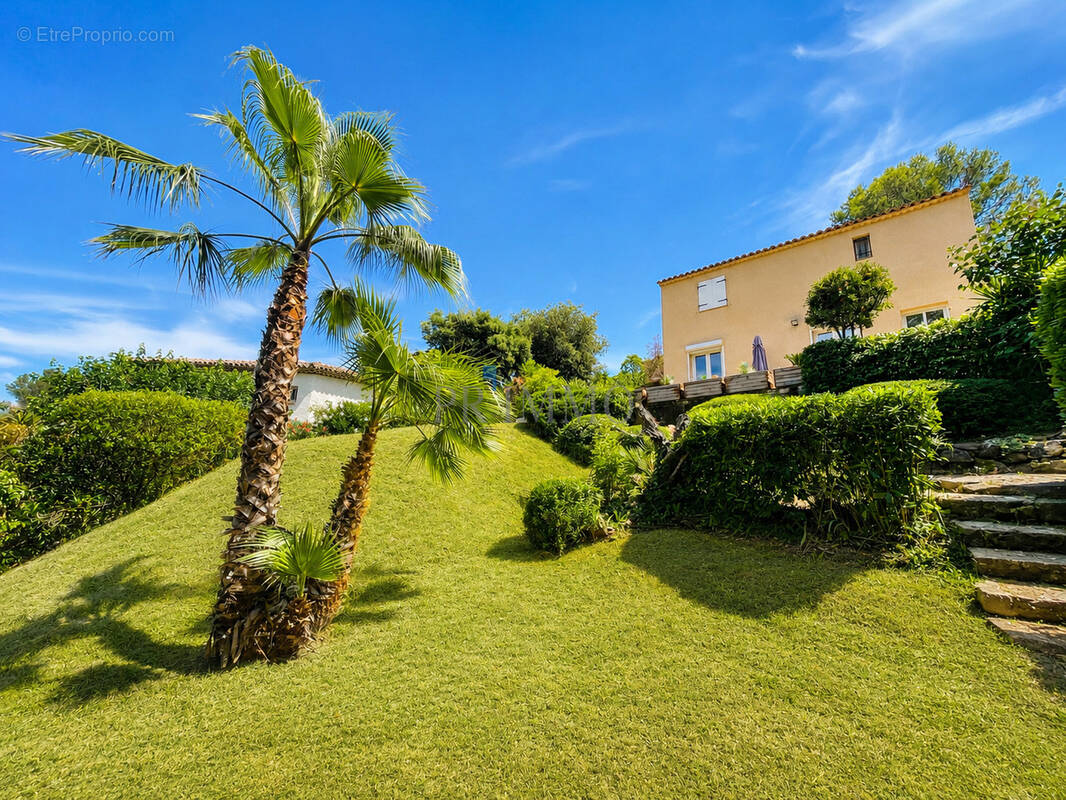 Maison à SAINT-RAPHAEL