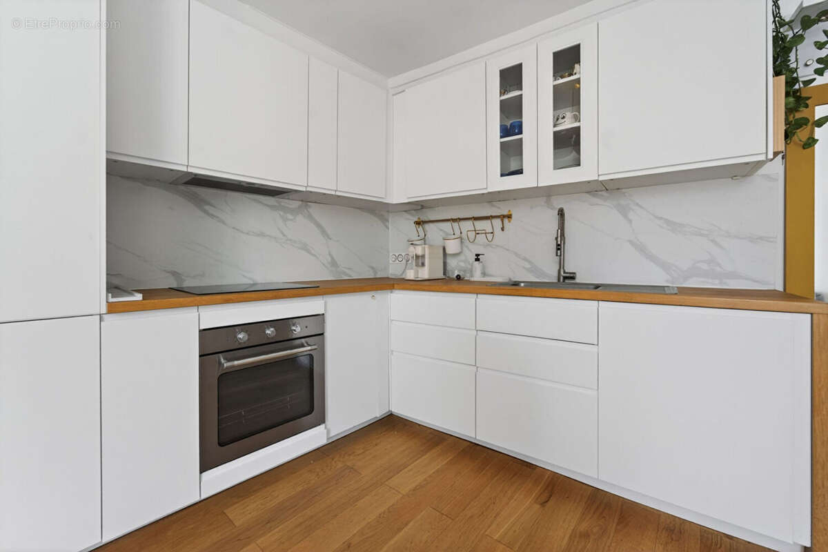 Appartement à PARIS-3E