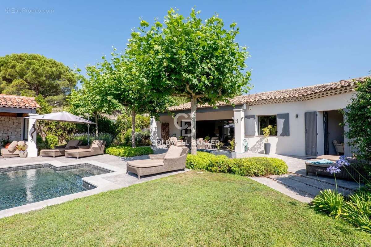 Maison à MOUGINS
