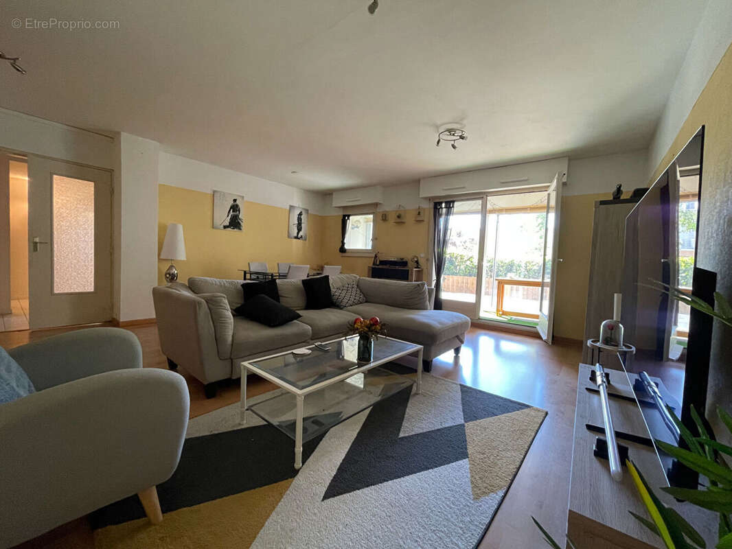 Appartement Sucy En Brie centre ville F4 de 94 m2 avec jardin - photo 5