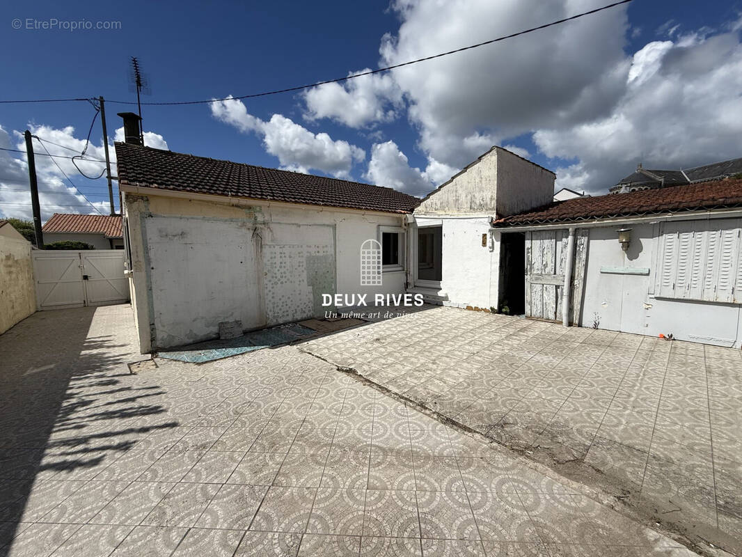 Maison à BOUGUENAIS