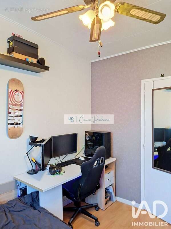 Photo 9
