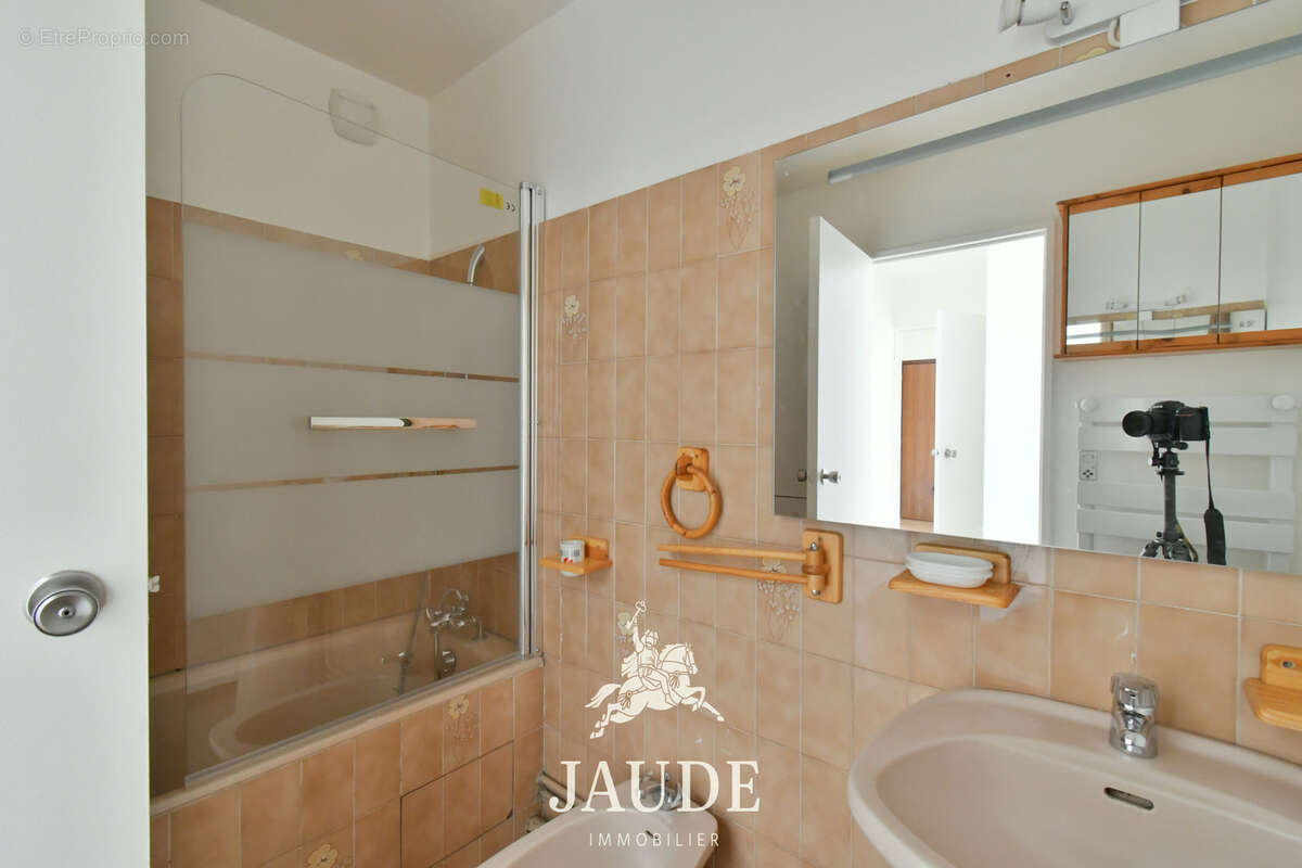 Appartement à CHAMALIERES