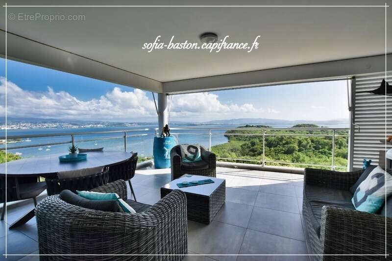 Appartement à LES TROIS-ILETS