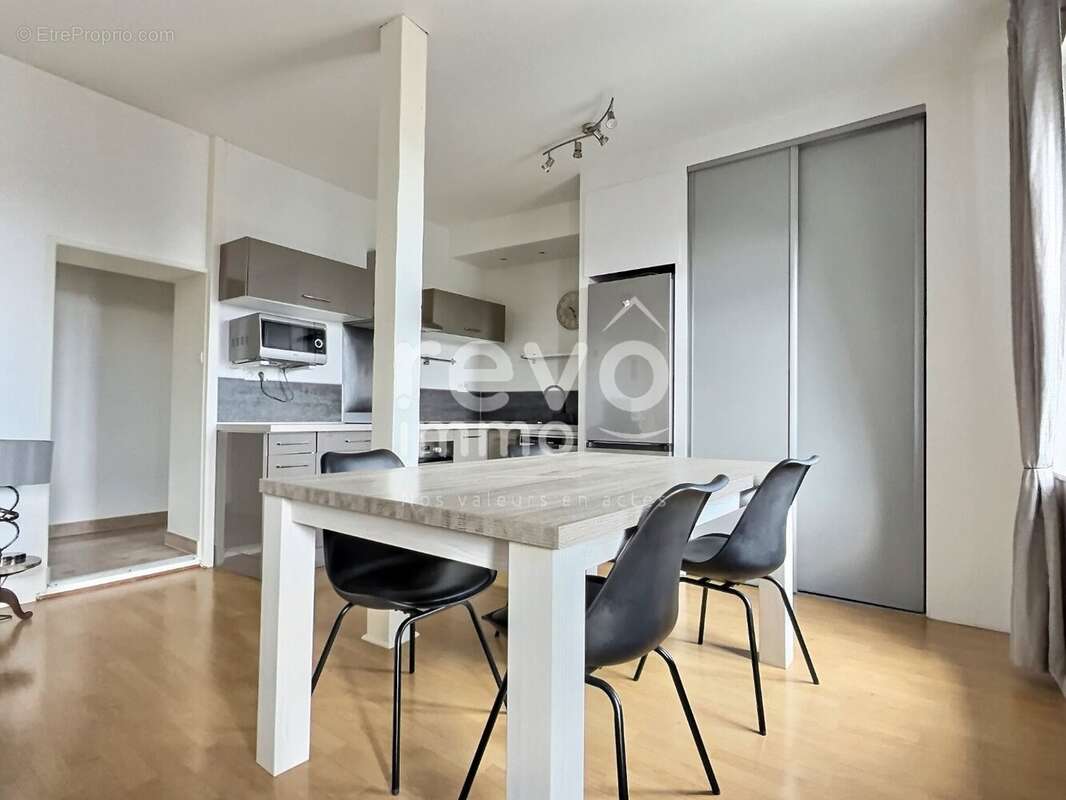 Appartement à AMBERIEUX-EN-DOMBES