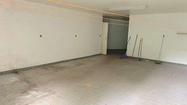 Commerce à PROVILLE