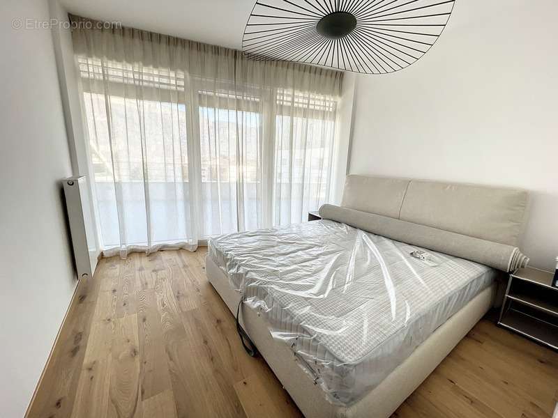 Appartement à REIGNIER