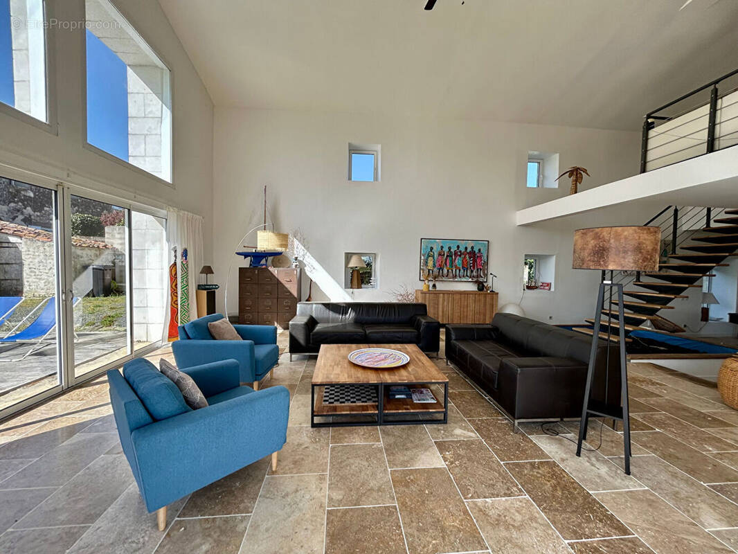 Maison à SAINT-MICHEL-EN-L&#039;HERM