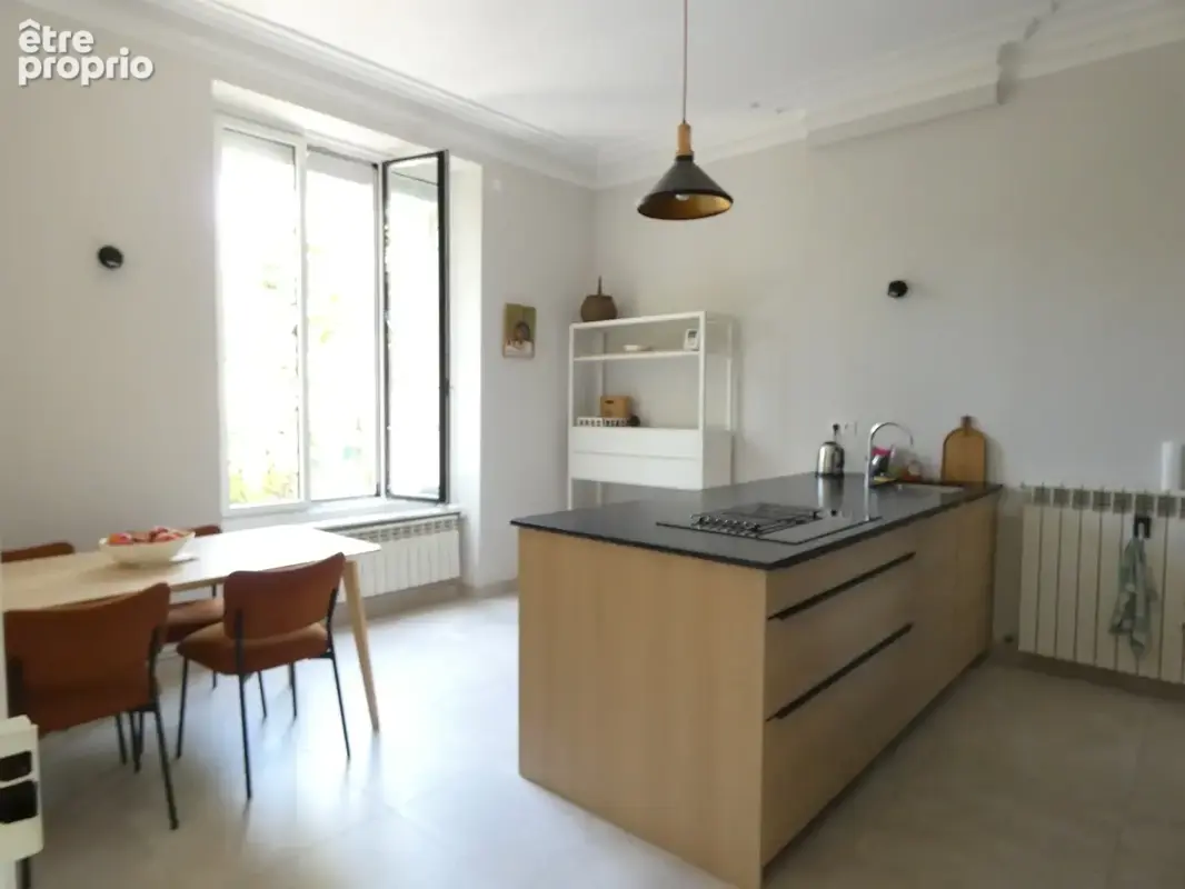 Alès, superbe maison de maître avec piscine à deux pas du centre ville. - photo 10