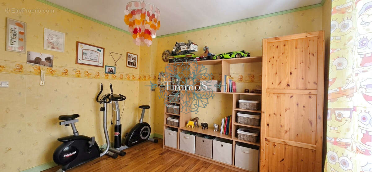 Maison à ESCHES