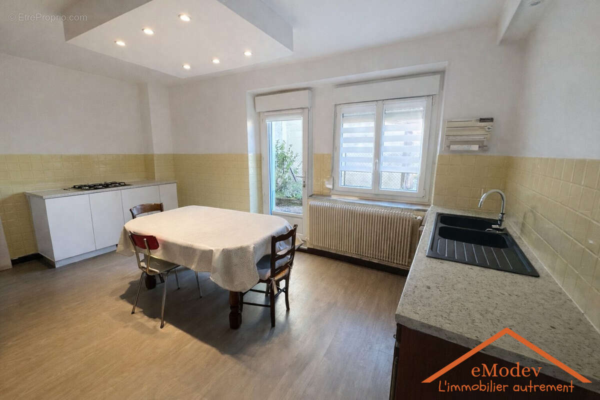 Maison à CHENIMENIL