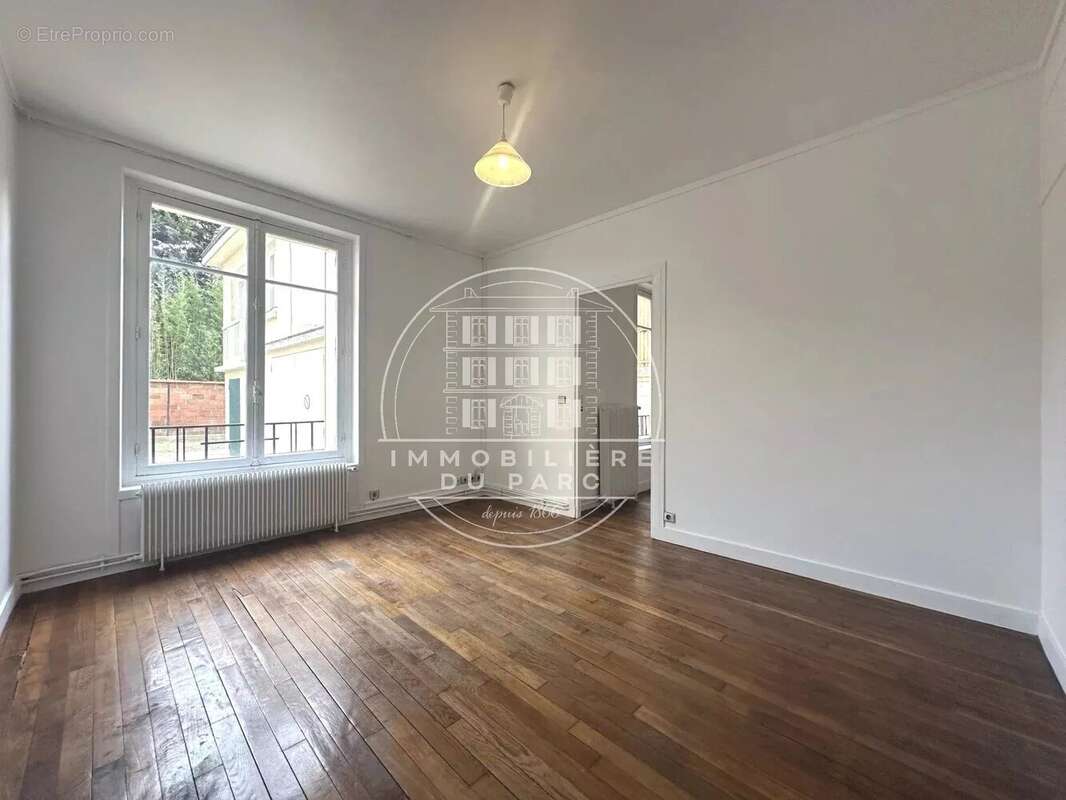 Appartement à LE VESINET