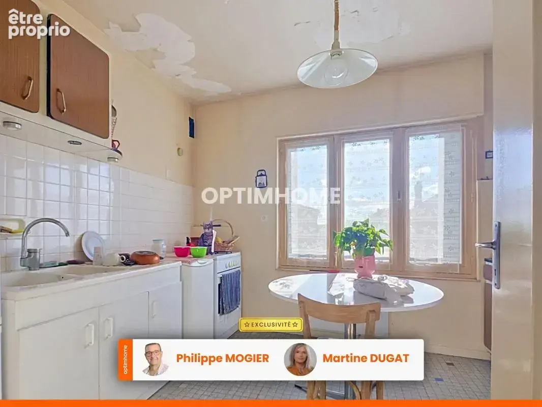 Saint-yorre – ensemble immobilier avec local commercial et deux appartements loués - photo 9
