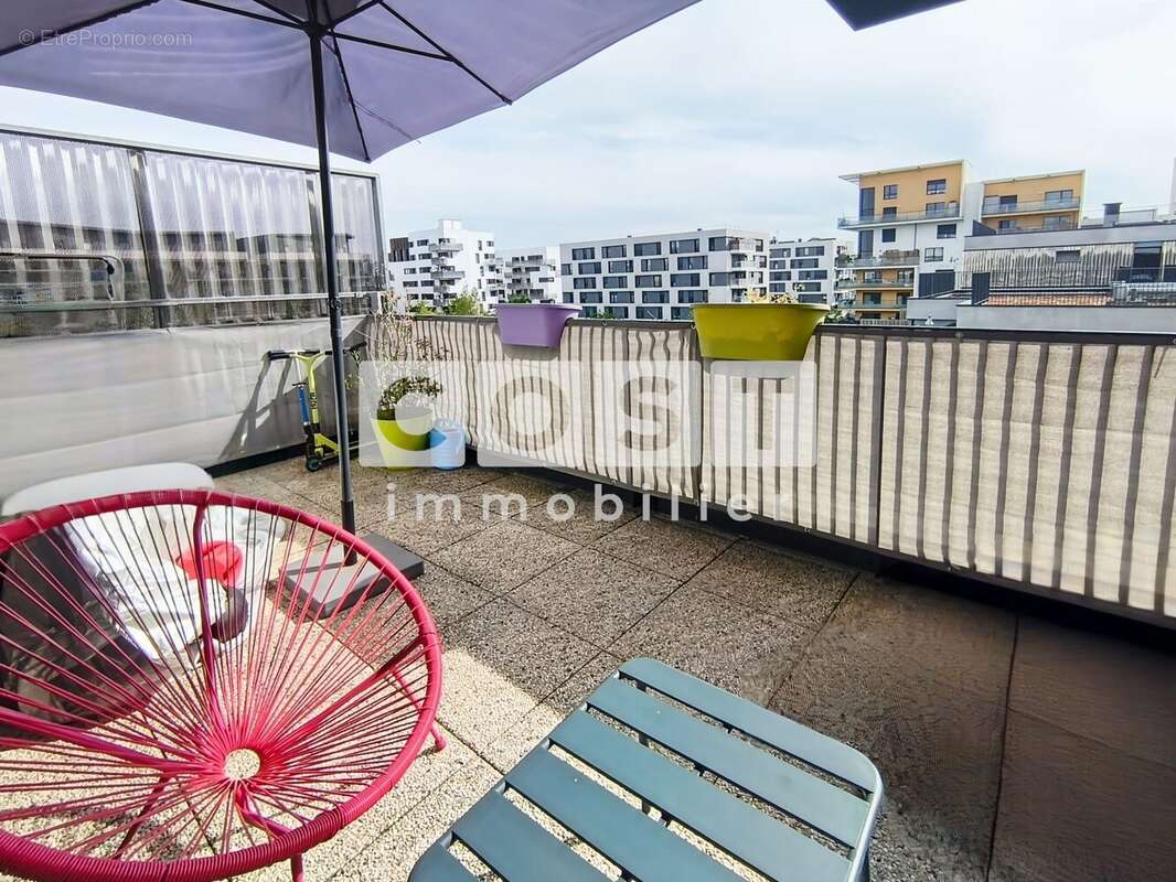 Appartement à GENNEVILLIERS