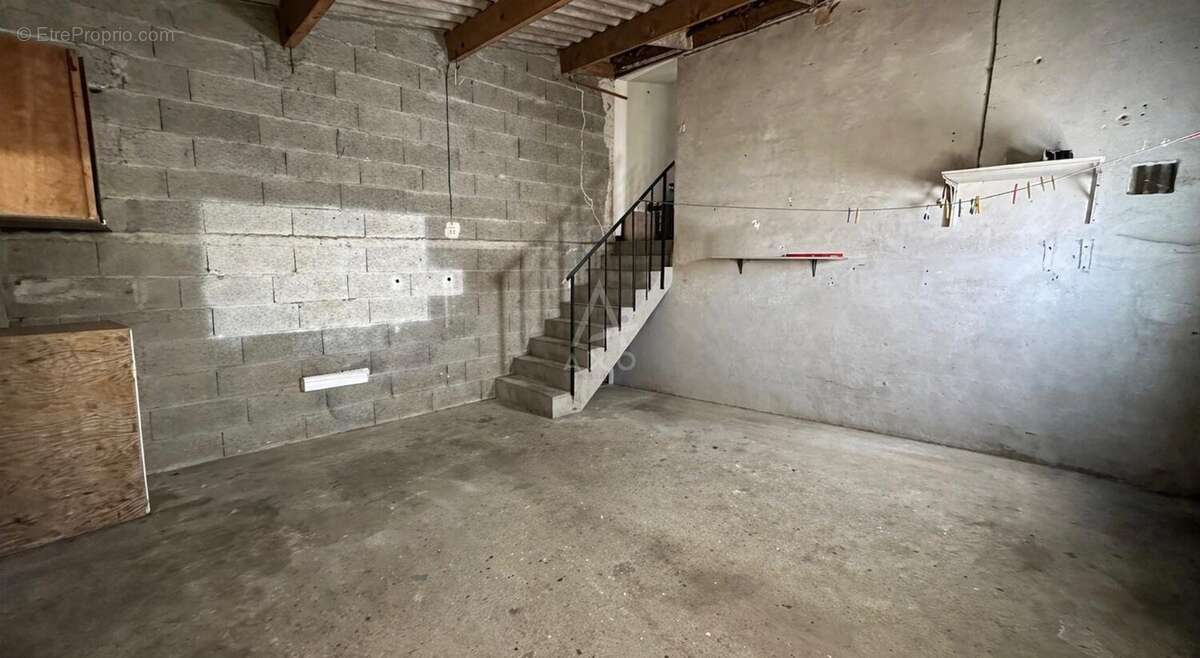 Maison à LA BOISSIERE-DE-MONTAIGU