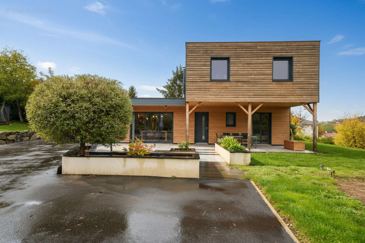 Maison à CHATELGUYON