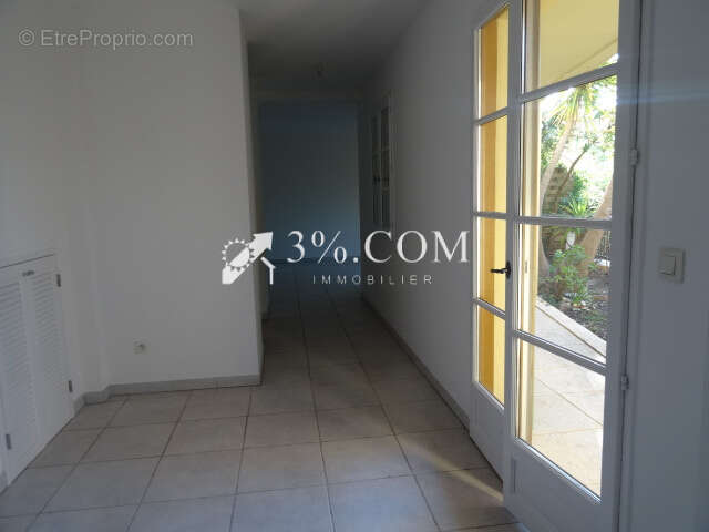 Appartement à GRIMAUD