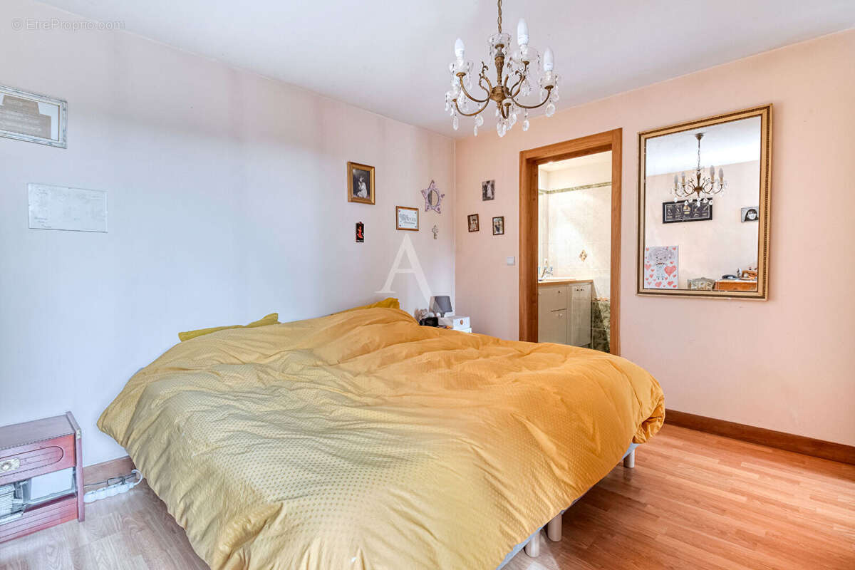 Maison à CHATEAU-GONTIER