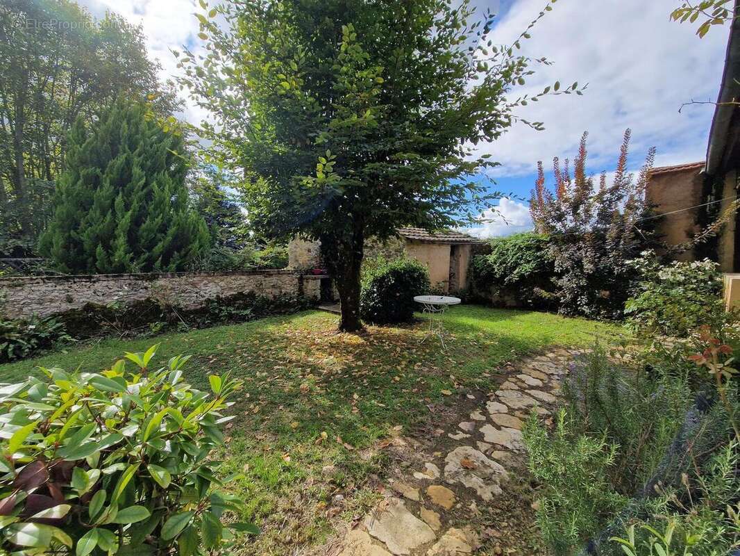 jardin - Maison à COUX-ET-BIGAROQUE