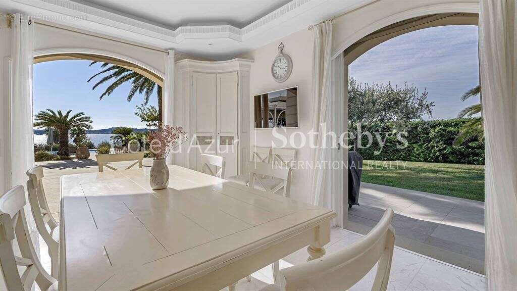 Villa de luxe à Grimaud avec vue mer et piscine, propriété d’exception Côte d’Azur - photo 7