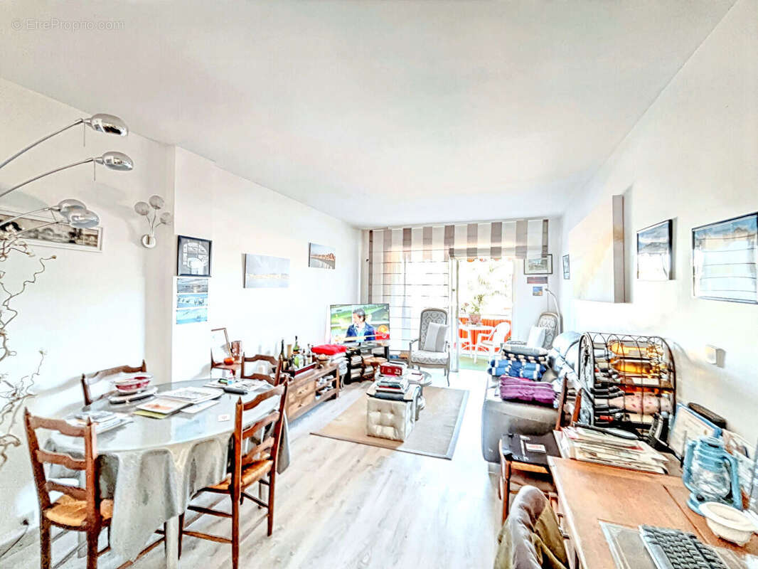 Appartement à CAGNES-SUR-MER