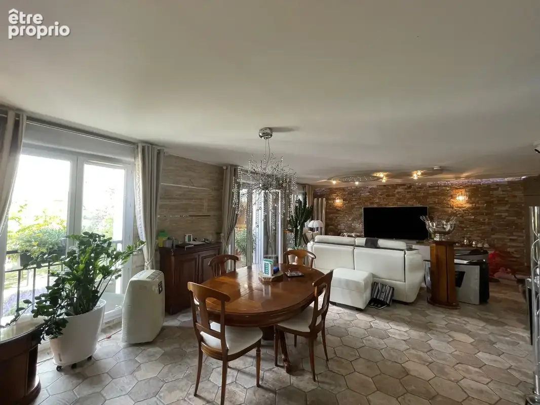 Saint-ouen-l'aumône liesse bel appartement duplex 102 m2 terrasse et box - photo 6