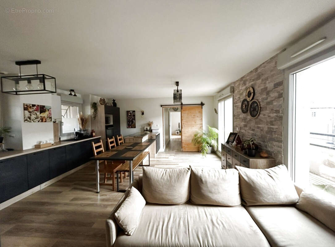 Appartement à SAINT-PRIEST