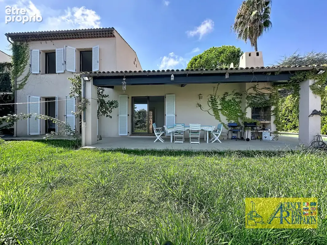 Villa 6 pièces avec piscine et vue mer Les Hauts de Vaugrenier - photo 4