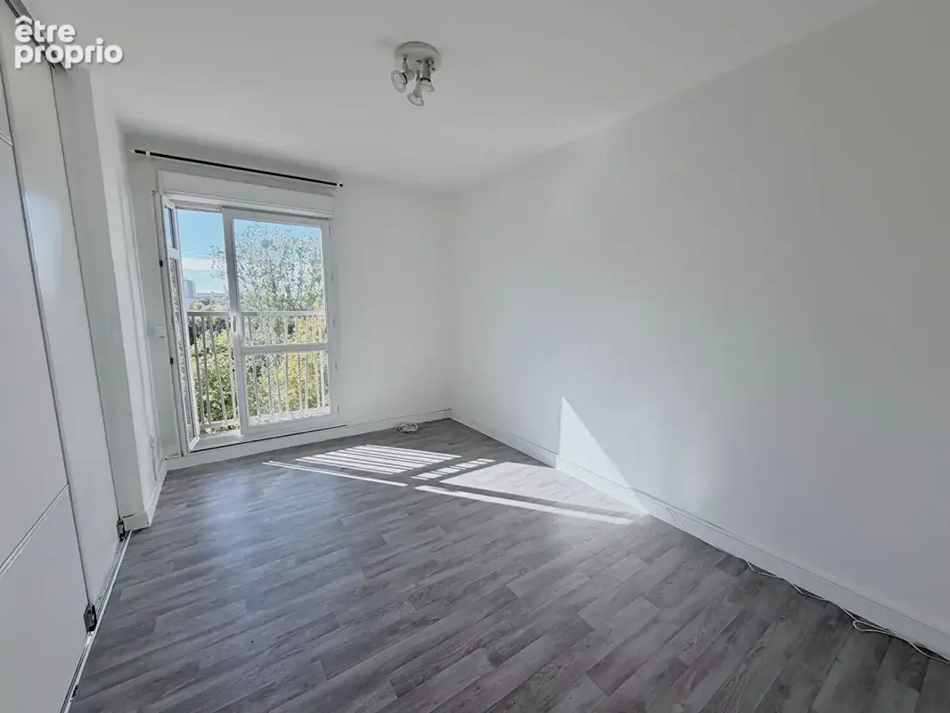 Appartement Reims 4 pièce(s) 68.52 m2 - photo 3