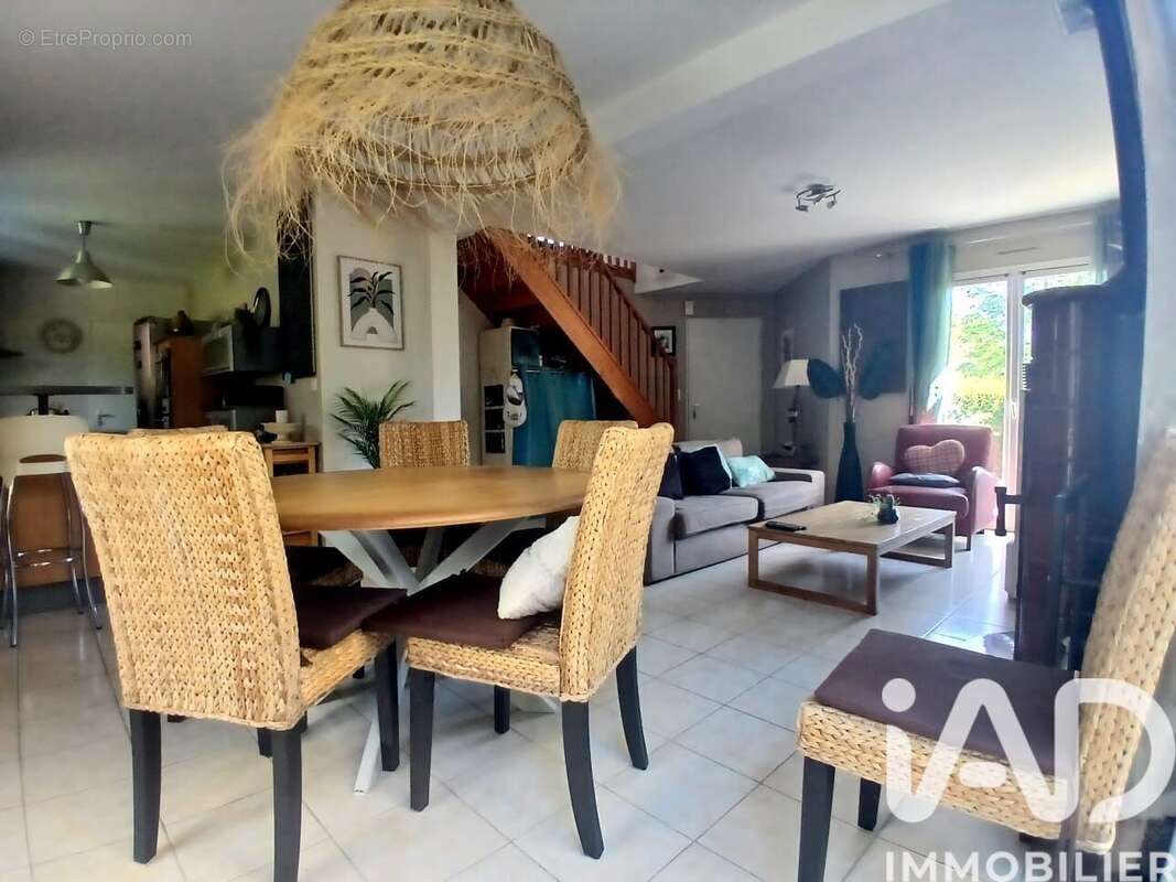 Maison 99 m² à Le Verger  - photo 7